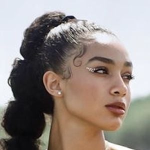 its.brinkley, 26 (TikTok Star)