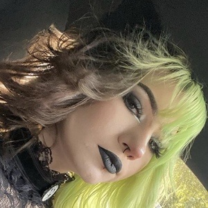 Itsdestiel, 22 (TikTok Star)