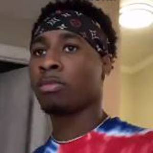 Itsexzale, 24 (TikTok Star)