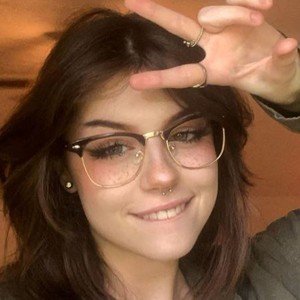 Hannah OwO, 22 (TikTok Star)