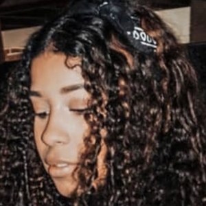 ItsKeiry, 23 (YouTube明星)