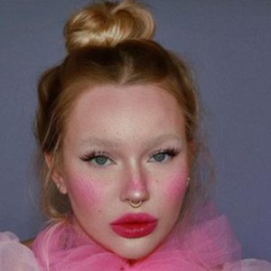 ItsLikelyMakeup image 7