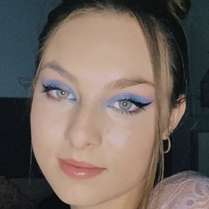 Its_rachelk, 21 (TikTok明星)