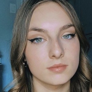 Its_rachelk, 21 (TikTok Star)