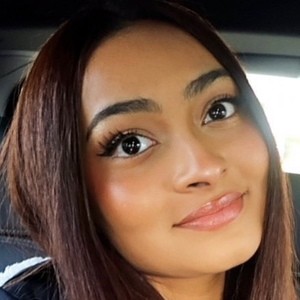 ItsRissa, 26 (YouTuber)