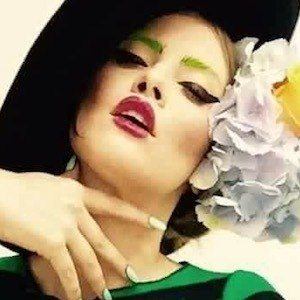 Iulia Albu, 44 (Blogger)