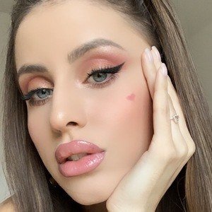 Iuliana Doroftei, 27 (Model)