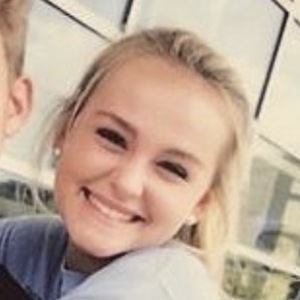 Ivey Meeks, 23 (Star di YouTube)