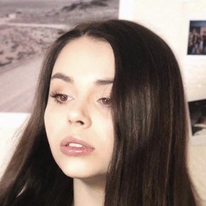 Ivy Allik image 4