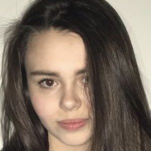 Ivy Allik image 7