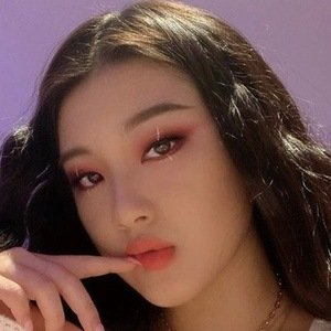 Ivy Li image 7