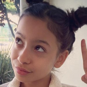 Izabella Alvarez, 21 (TV Actress)