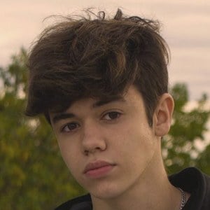 Izan Lorenzo, 19 (TikTok Star)