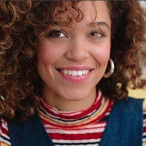 Izzy Bizu, 31 (流行歌手)