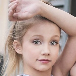 Izzy Howard image 2