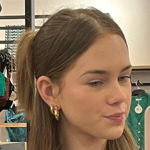 Izzy Trodd, 18 (TikTok Star)