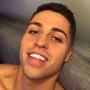 Jack Remmington, 29 (Pop Singer)