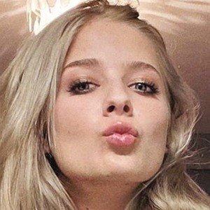 Jackie Evancho, 25 (流行歌手)