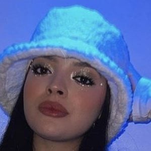 Jackie Flores image 3