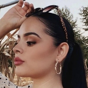 Jackie Flores image 6