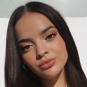 Jackie Flores image 7