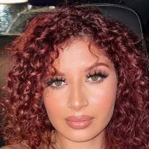 Jackie La Bonita, 25 (TikTok Star)