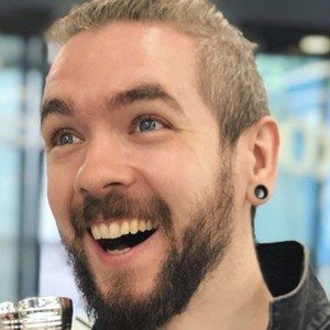 Jacksepticeye, 35 (YouTube Star)