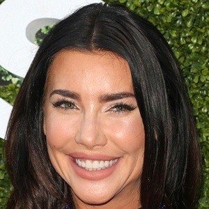 Jacqueline MacInnes Wood image 4