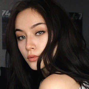 Jade-Anh Ngo, 25 (Instagram明星)