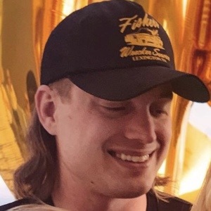 Jade Eagleson, 31 (乡村歌手)