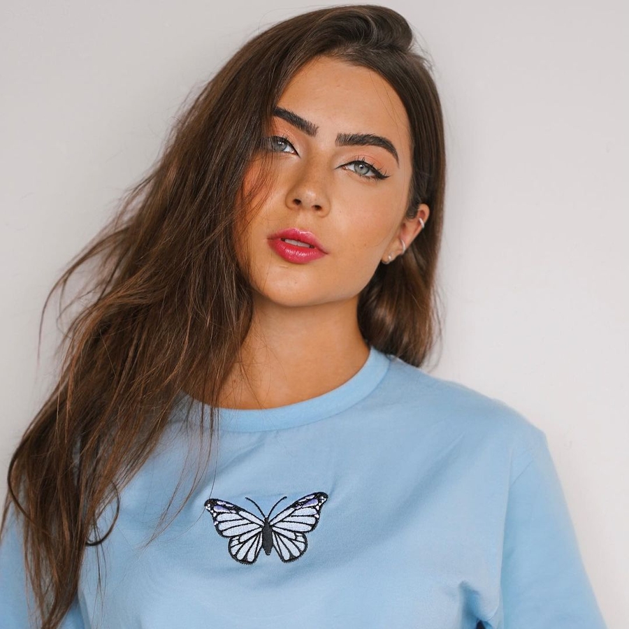 Jade Picon image 3