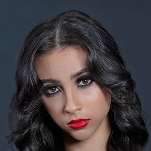Jade Syrett image 11