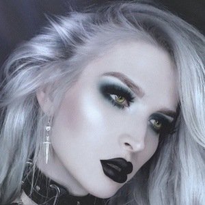 Jade the Libra image 5