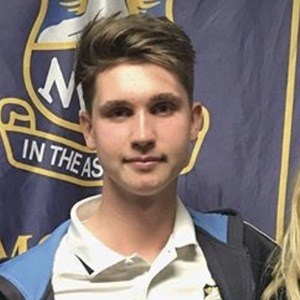 Jake Hampson image 6