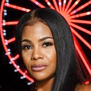 Jakima Dyson image 10