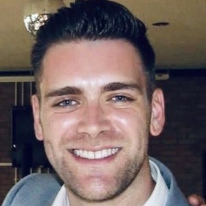 James Cooper, 41 (播客主持人)