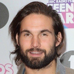 Jamie Jewitt image 1