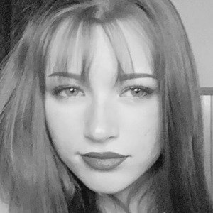 Jana Paige, 24 (TikTok Star)