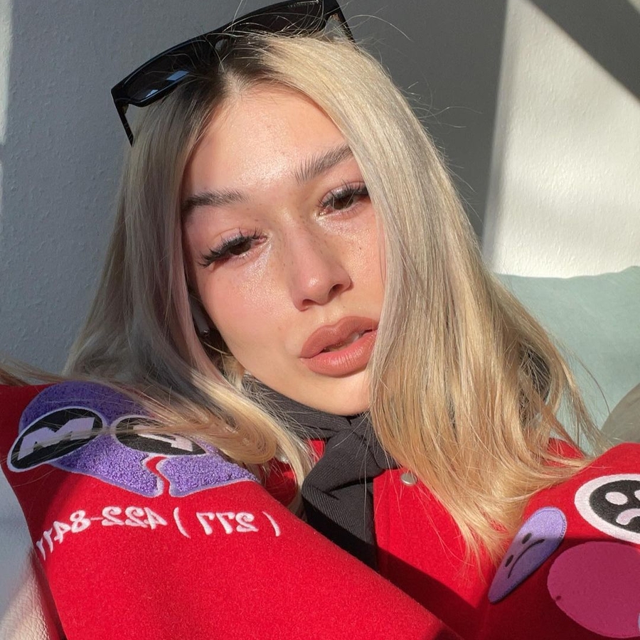 Janaxnell, 27 (YouTube Star)