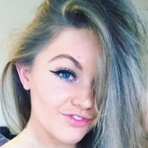 Jane Campbell, 32 (Instagram Star)