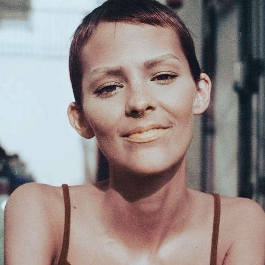 Jane Marczewski (1990 - 2022) (Pop Singer)