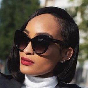 Janeisha John, 36 (Model)