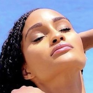 Janeisha John, 36 (Model)