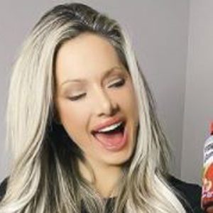 Janelle Pierzina image 4