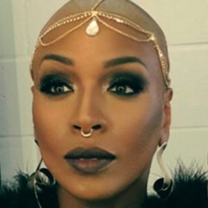 Janice Robinson image 3