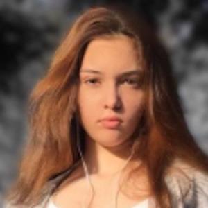 Janie Rachel, 22 (Funimate Star)