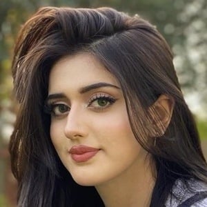 Jannat Mirza image 7
