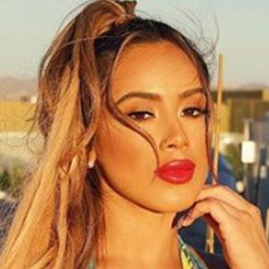 Jasmin Cadavid, 34 (Người mẫu)