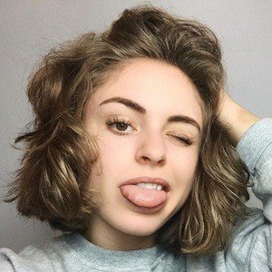 Jasmin Lind, 25 (YouTube Star)