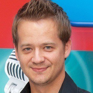 Jason Earles, 48 (Attore TV)